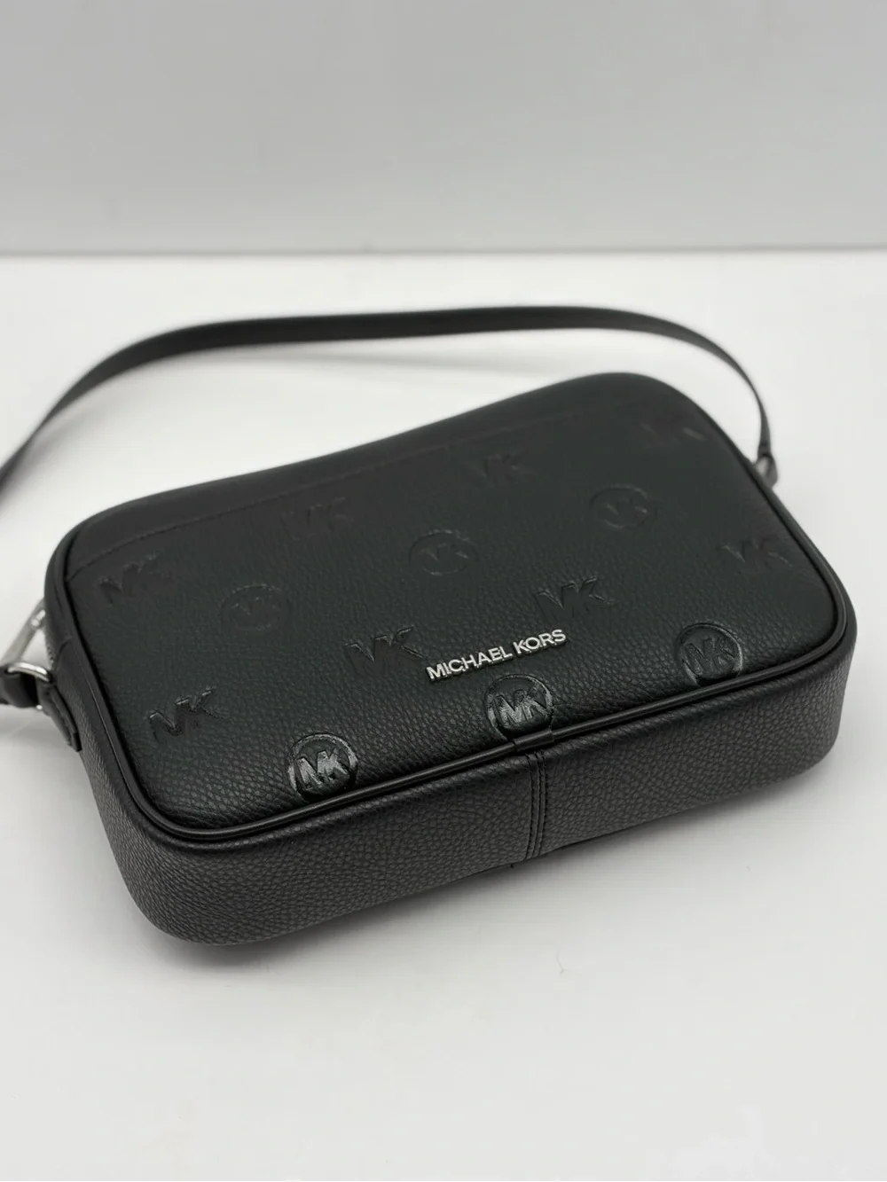 Michael Kors compact leather